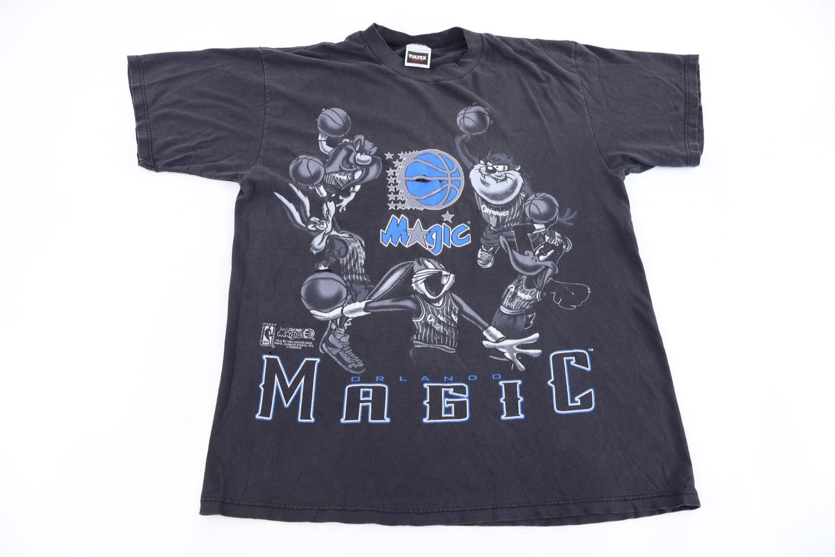 1994 Looney Tunes Orlando Magic Basketball T-shirt product image 1