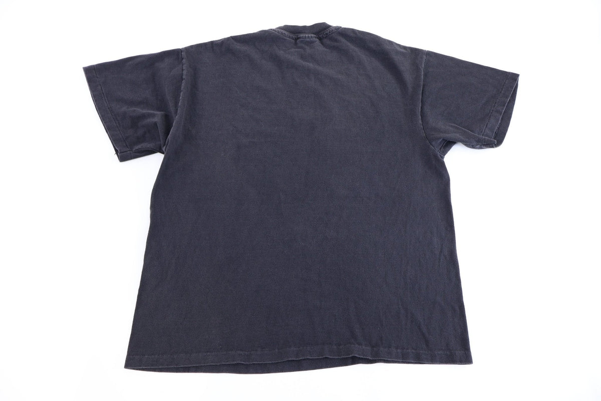 1996 Garth Brooks Graphic T-shirt product image 2