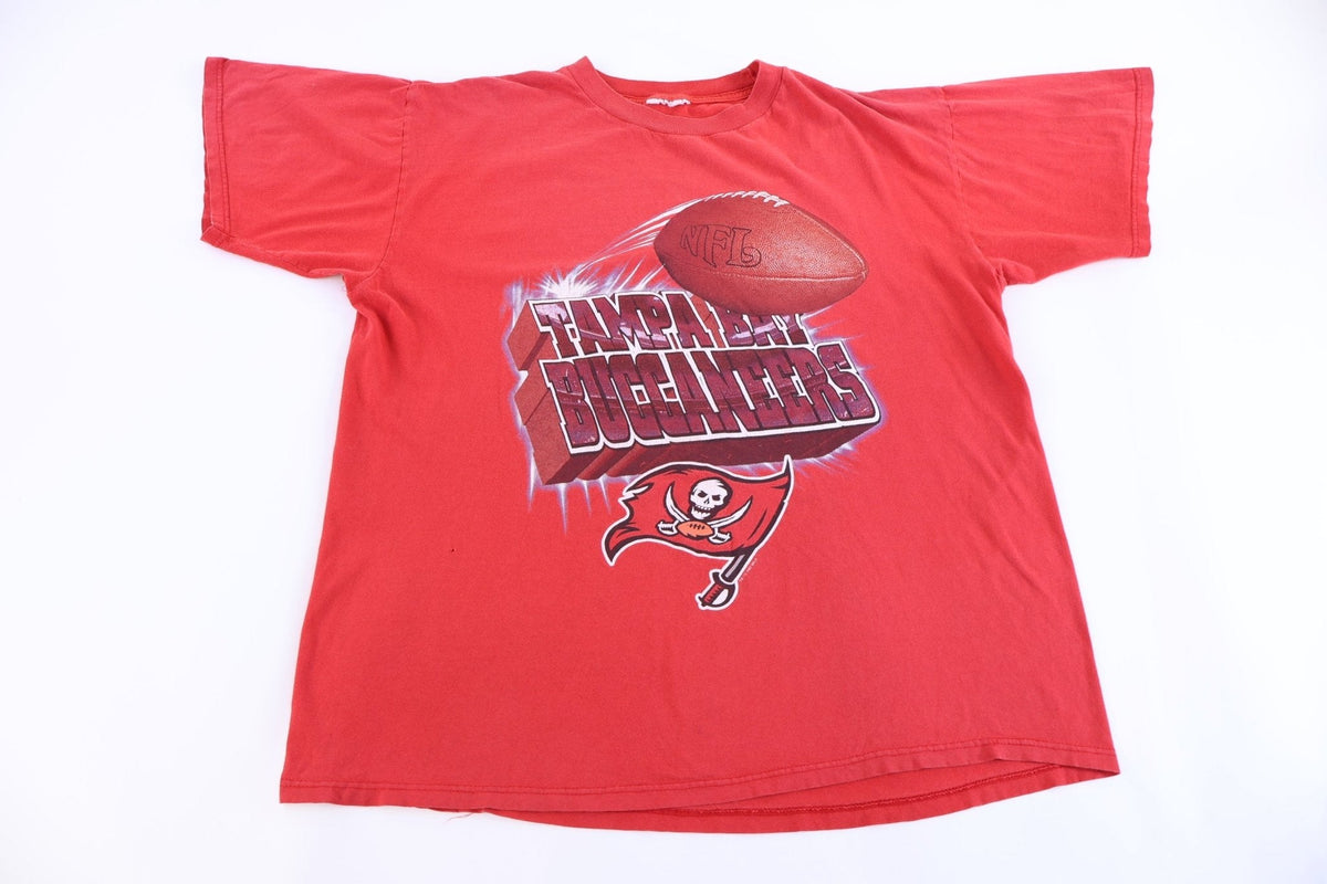 1997 Tampa Bay Buccaneers Football T-shirt product image 1