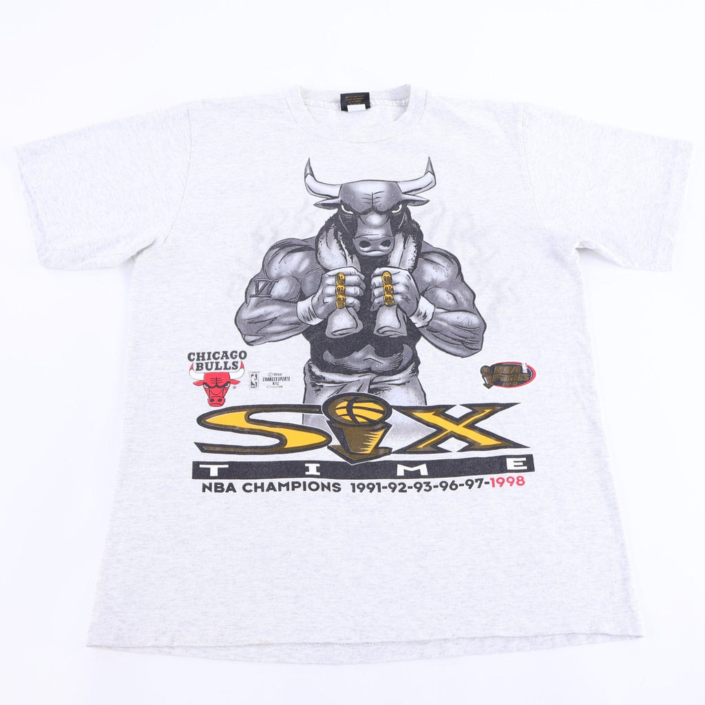 1998 6 Time Champions Chicago Bulls Basketball T-shirt product image 1