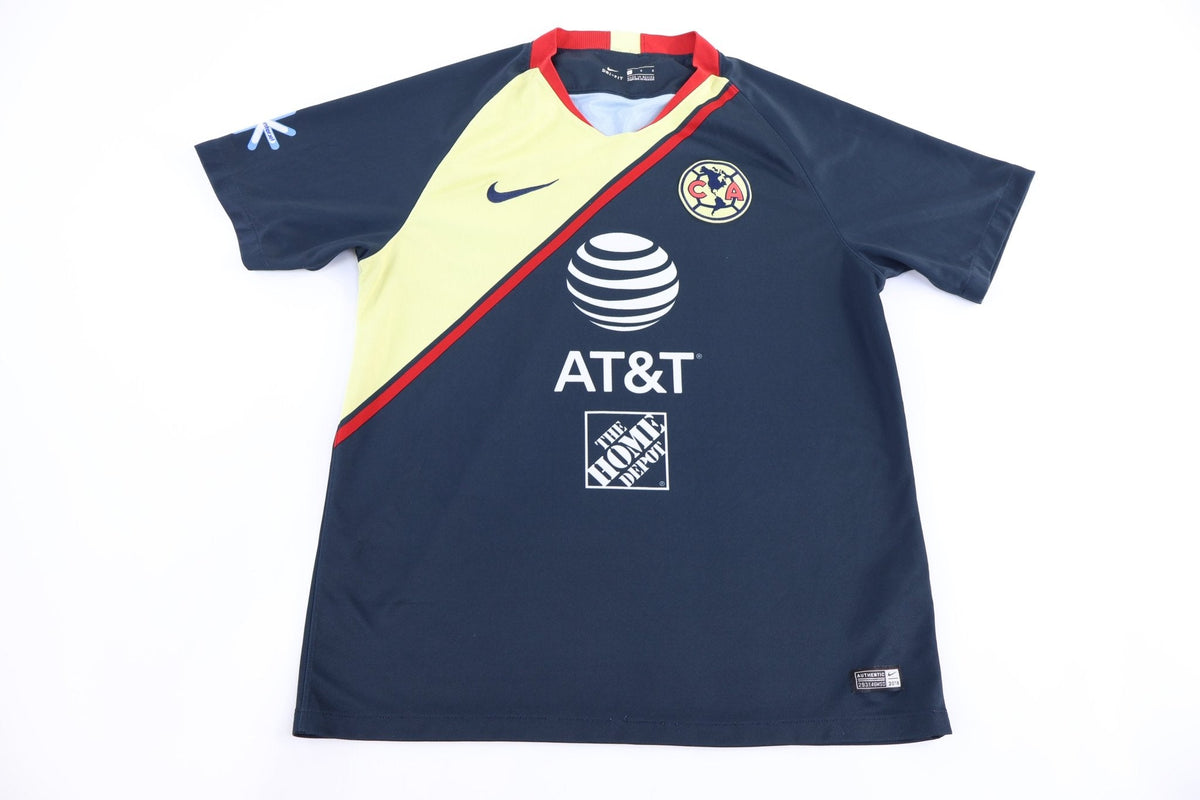 2018/19 Club America Soccer Jersey product image 1