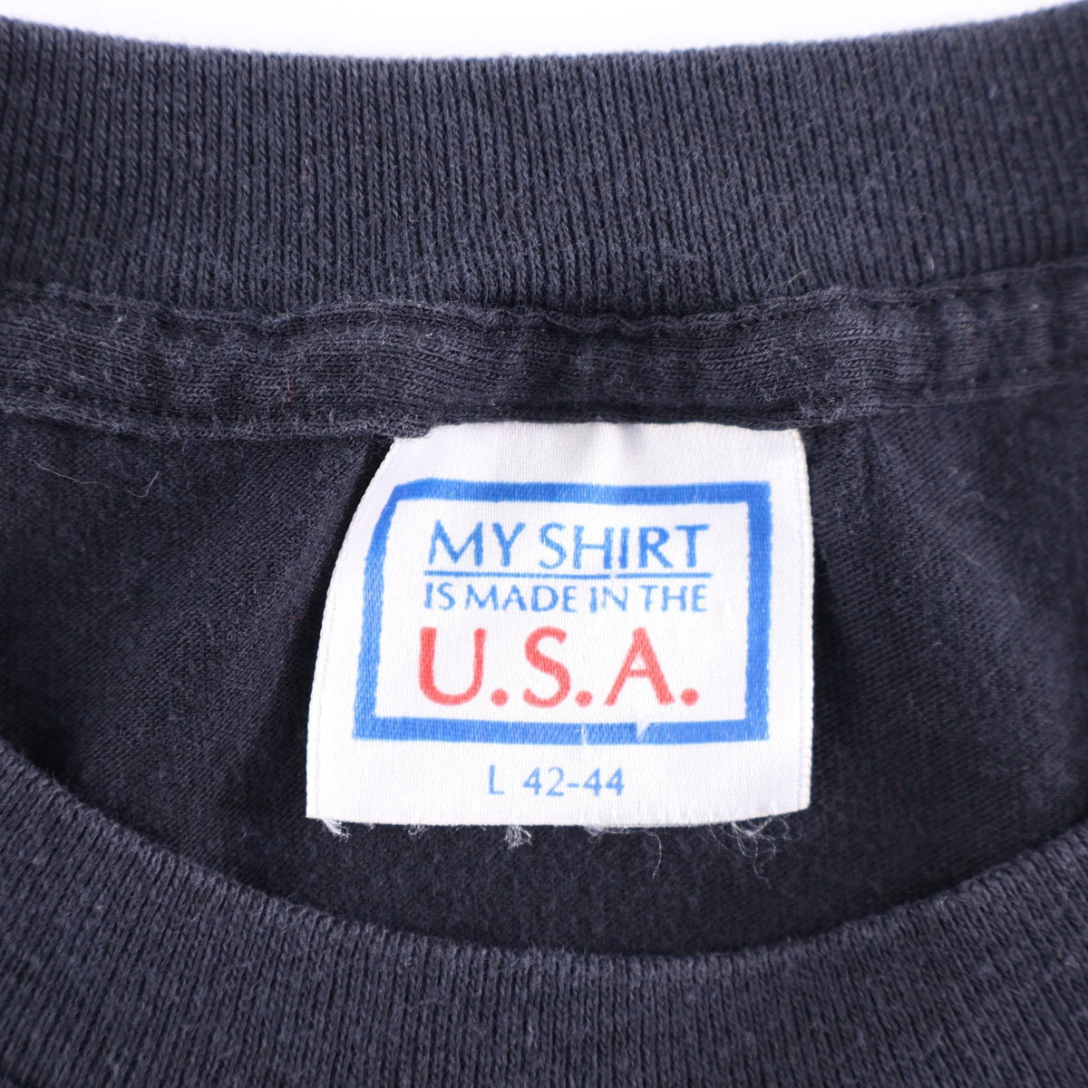 90's Alaska Polar Bear Graphic T-shirt product image 3
