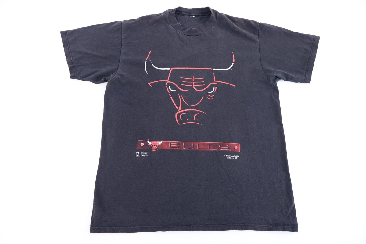90's Chicago Bulls Basketball Graphic T-shirt product image 1