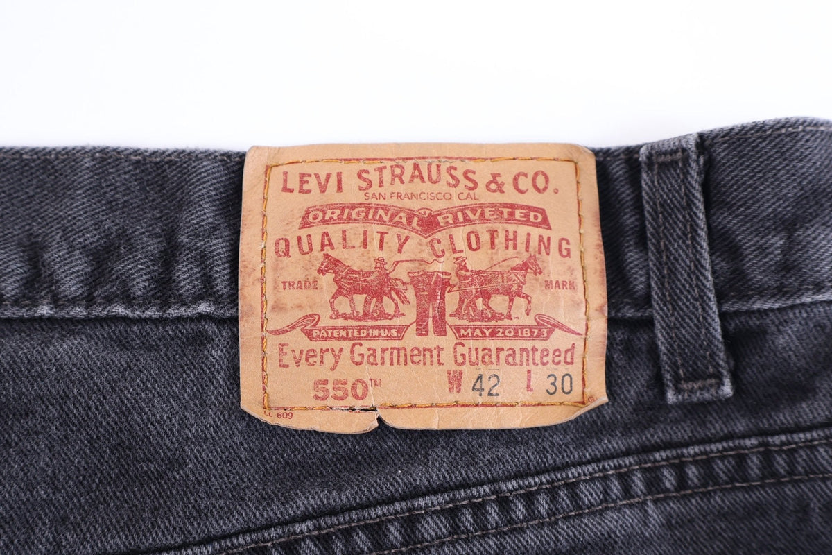 90's Levi's 550 Black Denim Jeans product image 3