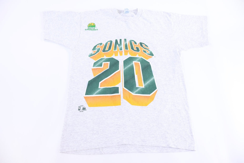 90's Seattle Super Sonics Basketball T-shirt product image 1