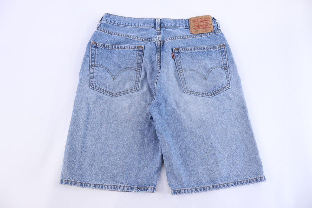 Levi's 569 Medium Wash Denim Shorts product image 1